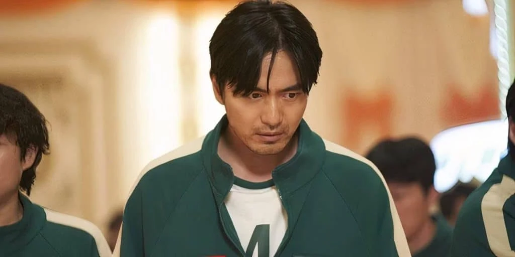 Lee Jin-wook as Gyeong-seok, Player 246